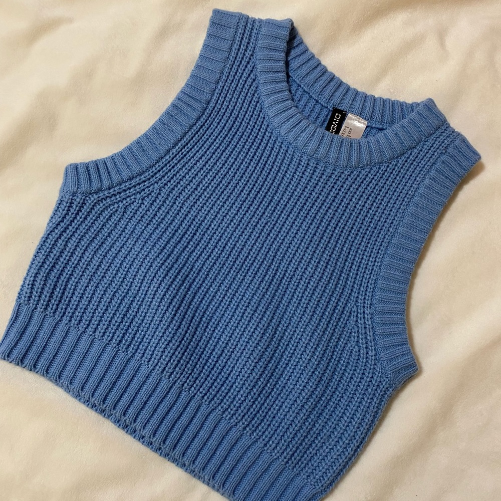 H&M ☀️ Bright Blue Knit Sweater Vest